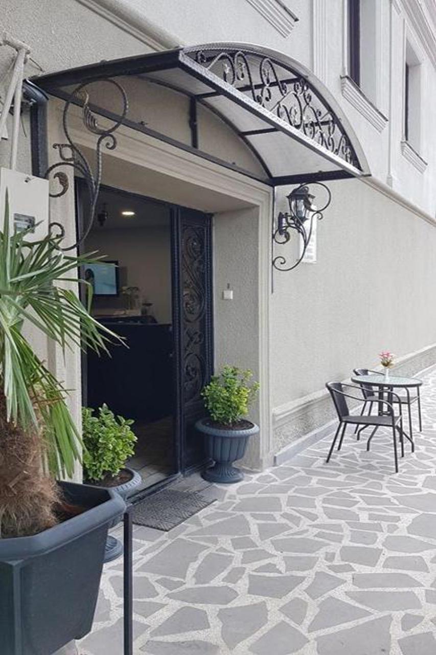 Classic Hotel Tbilisi Exterior photo